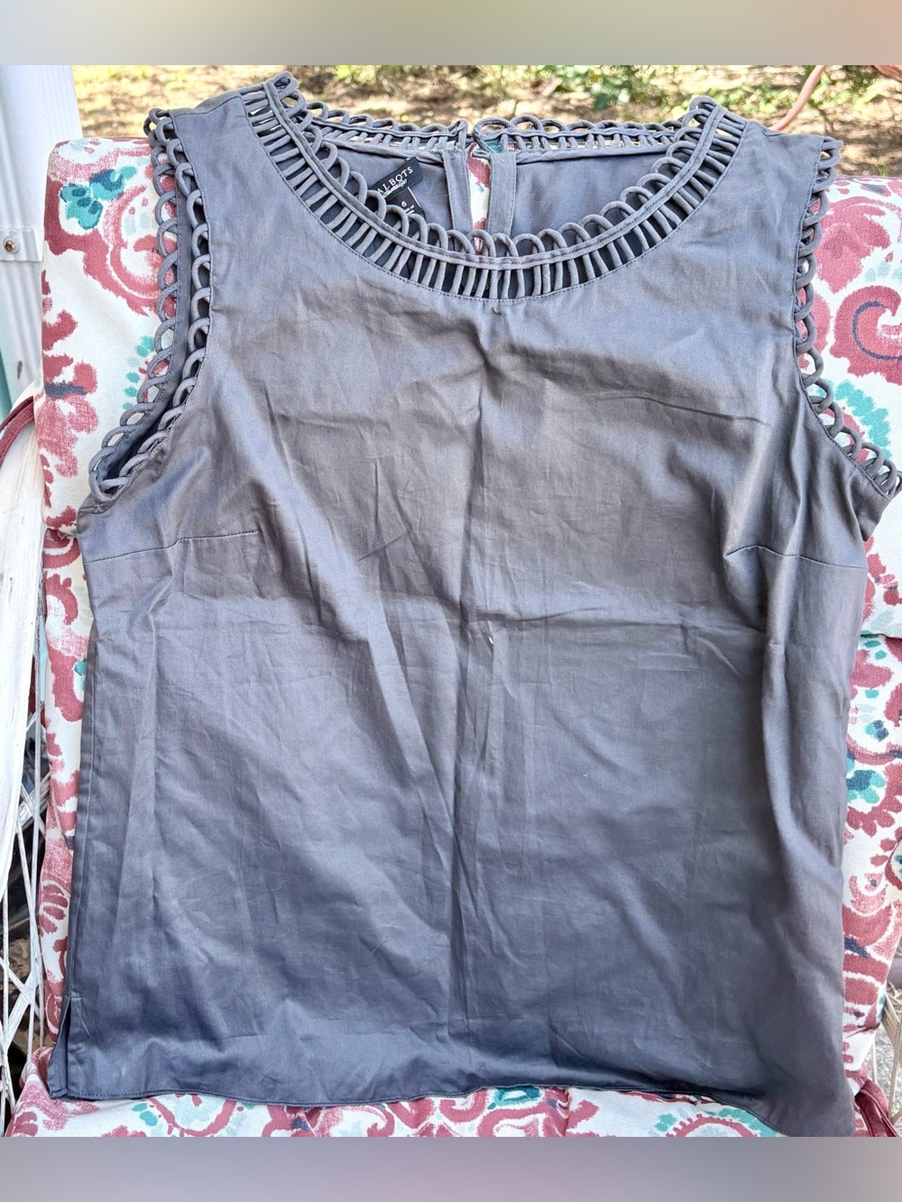 NWT Talbot’s tank top with looped edge design.  Dark gray sz 6
